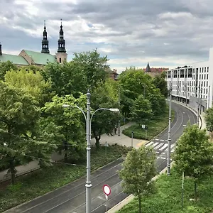 Appartement Rents - Stare Parking Gratis, Poznań